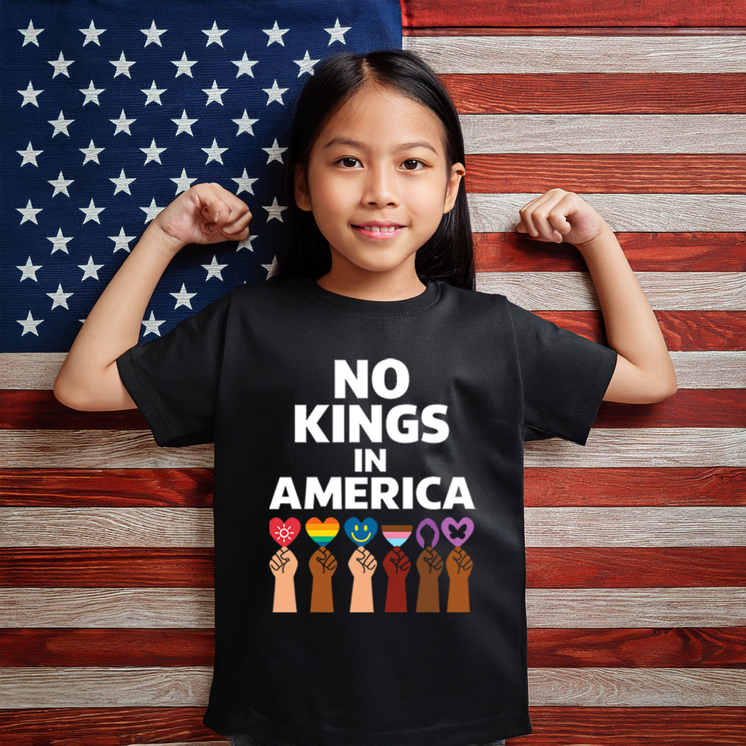 No Kings Women T-Shirt – Resist Authoritarianism 2025