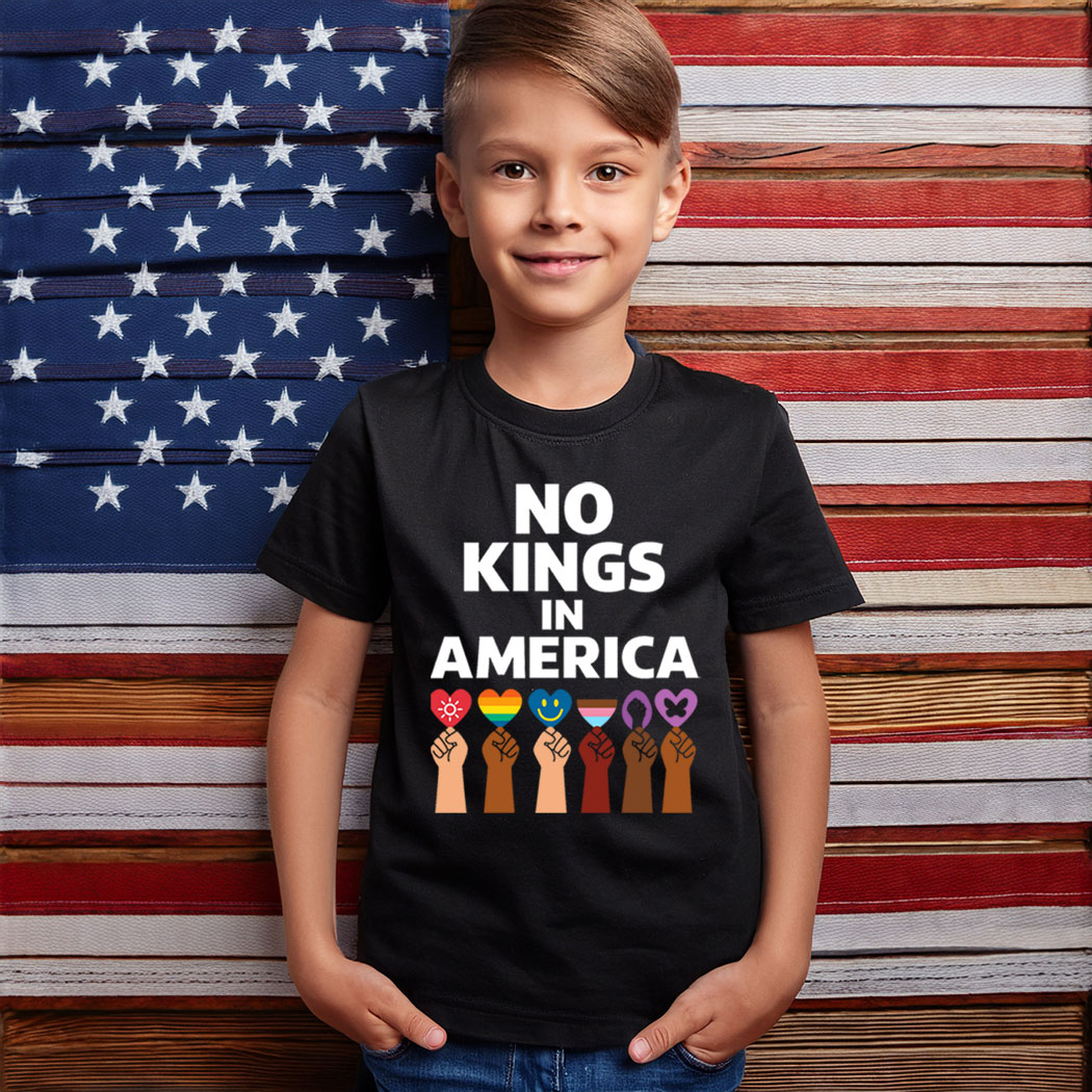 No Kings Women T-Shirt – Resist Authoritarianism 2025