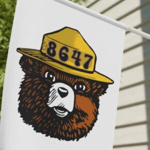 Smokey the Bear 8647 Garden Flag Smokey Resist Flag